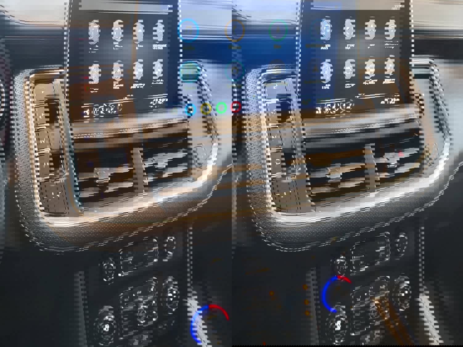 Used 2021 Chevrolet Tahoe Premier w/ Premium Package image 16