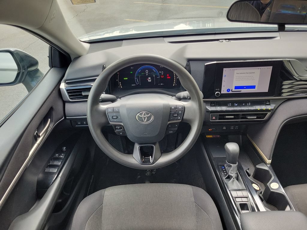 Used 2025 Toyota Camry LE FWD image 15