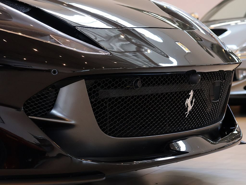 Certified 2020 Ferrari 812 Superfast RWD image 9