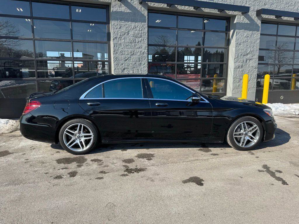 Used 2019 Mercedes-Benz S 560 4MATIC Sedan w/ AMG Line Exterior image 48