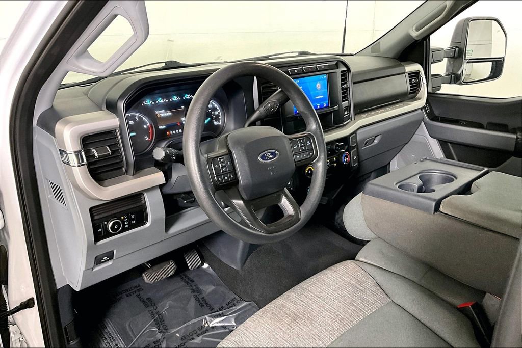 Used 2024 Ford F250 XLT image 13