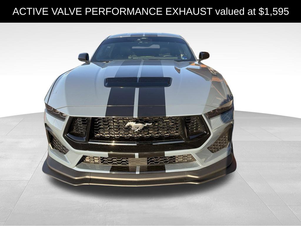 Used 2025 Ford Mustang GT Premium RWD image 2