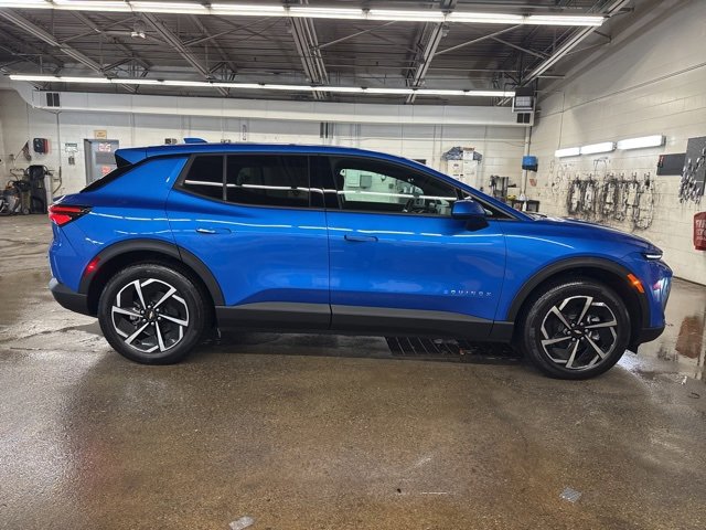 New 2026 Chevrolet Equinox EV LT image 7