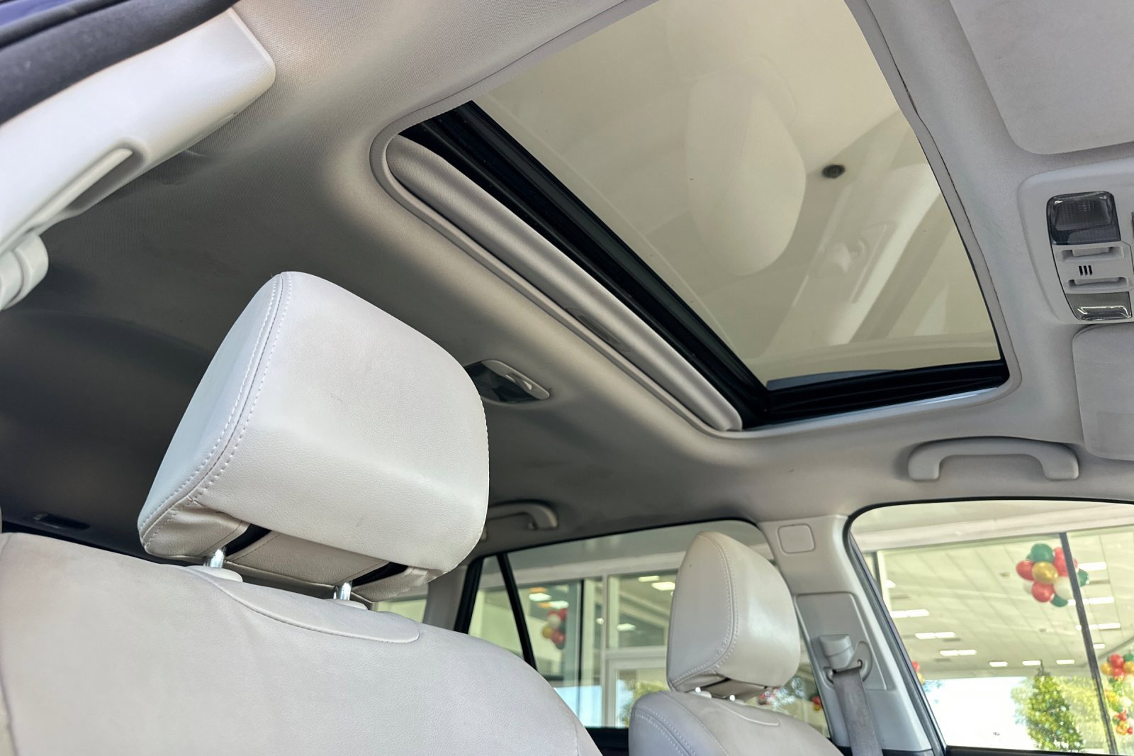 Used 2017 Subaru Outback 2.5i Limited image 17