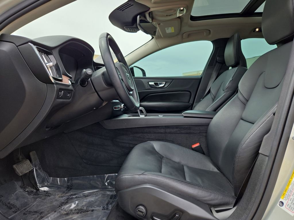 Used 2022 Volvo S60 B5 Inscription FWD image 22