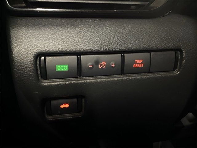 Used 2021 Nissan Sentra SV image 40