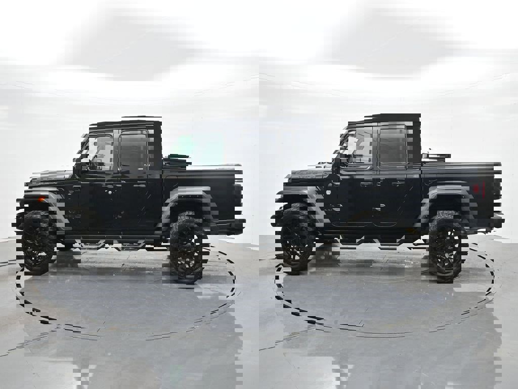 Used 2023 Jeep Gladiator Sport AWD/4WD image 8