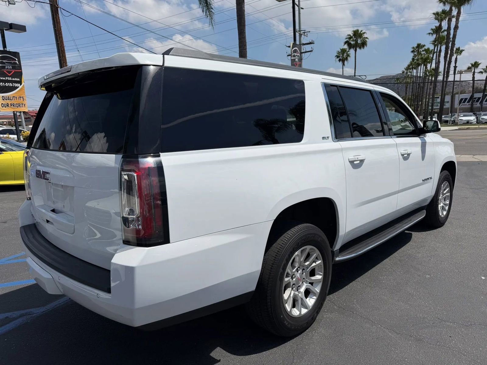 Used 2018 GMC Yukon XL SLT w/ Open Road Package image 9