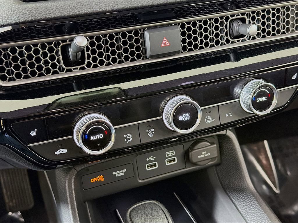 Used 2023 Honda Civic Touring image 39