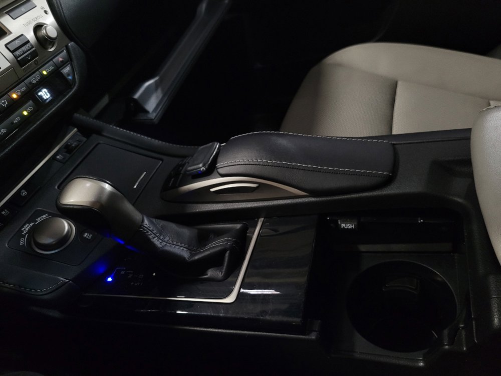 Used 2017 Lexus ES 350 w/ Navigation System Package FWD image 26