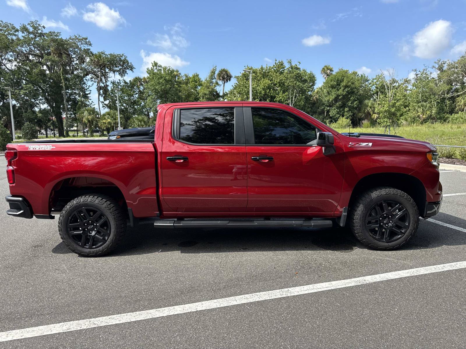 Used 2026 Chevrolet Silverado 1500 LT Trail Boss w/ Convenience Package II AWD/4WD image 2