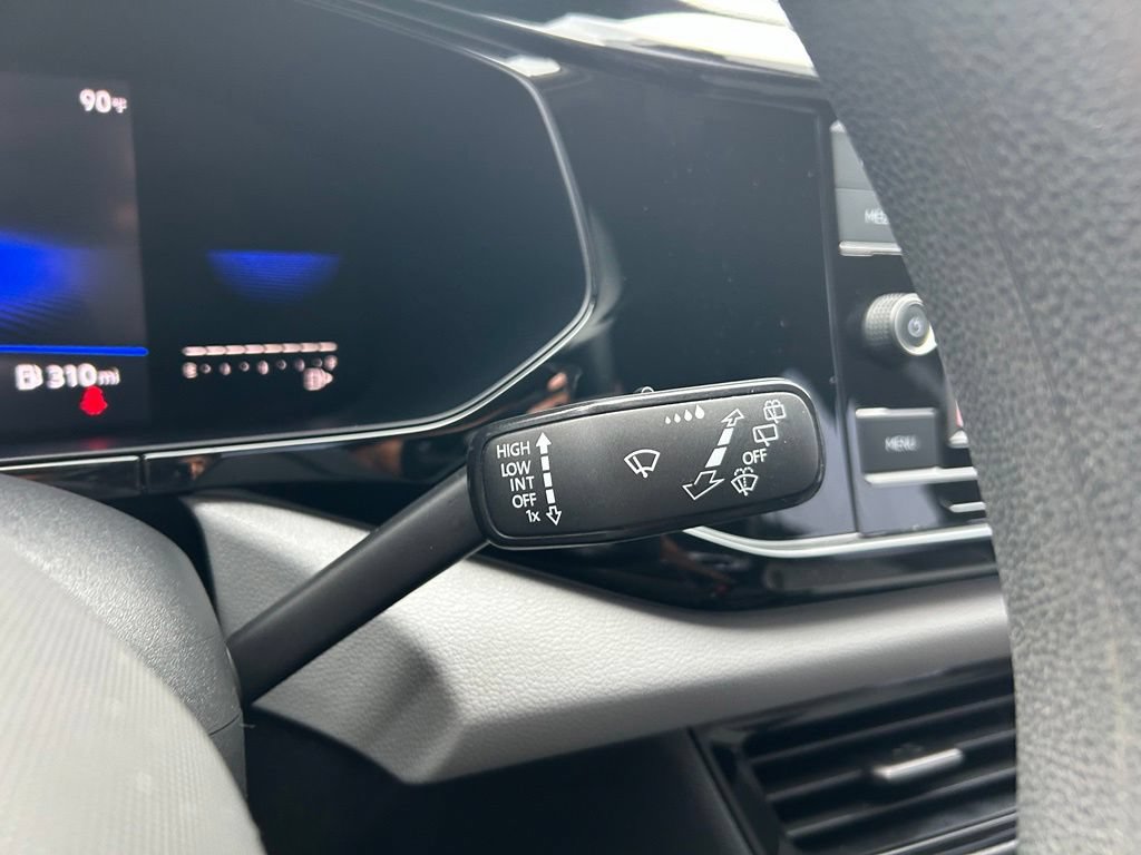 Certified 2022 Volkswagen Taos S AWD/4WD image 24