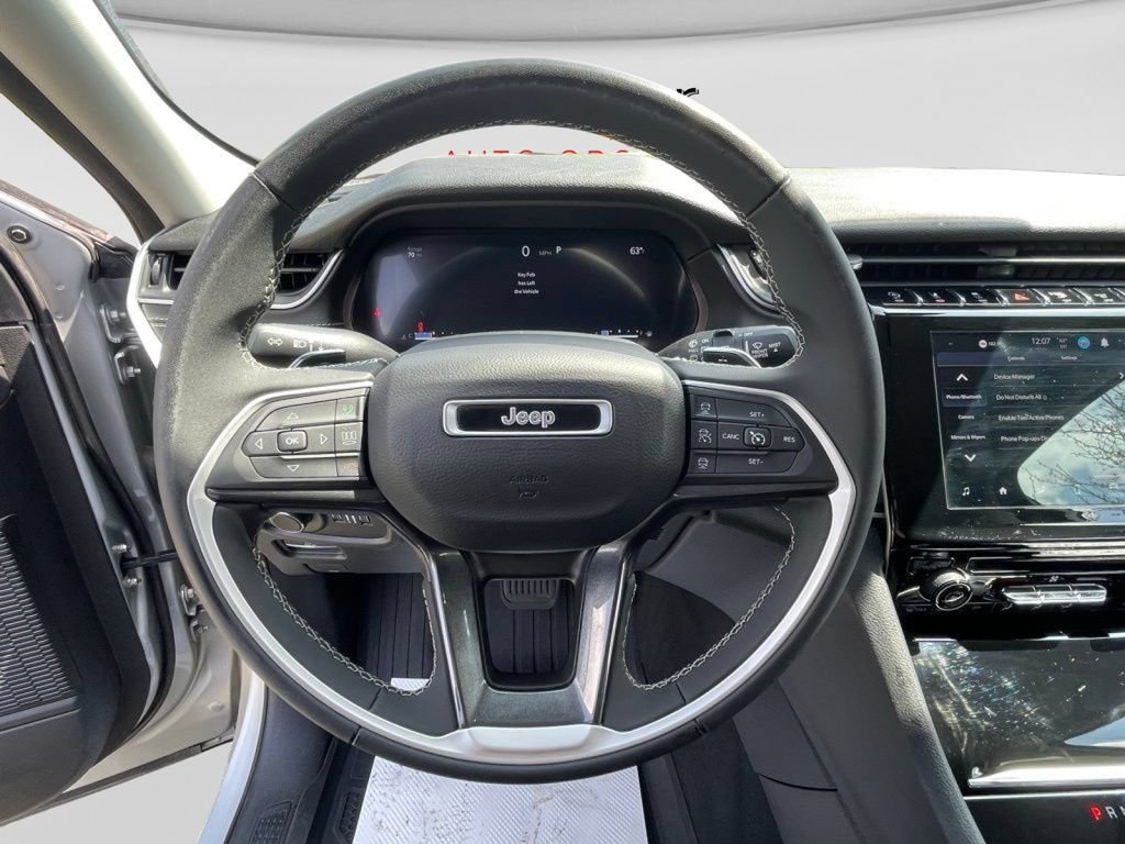 Used 2023 Jeep Grand Cherokee L Laredo AWD/4WD image 33