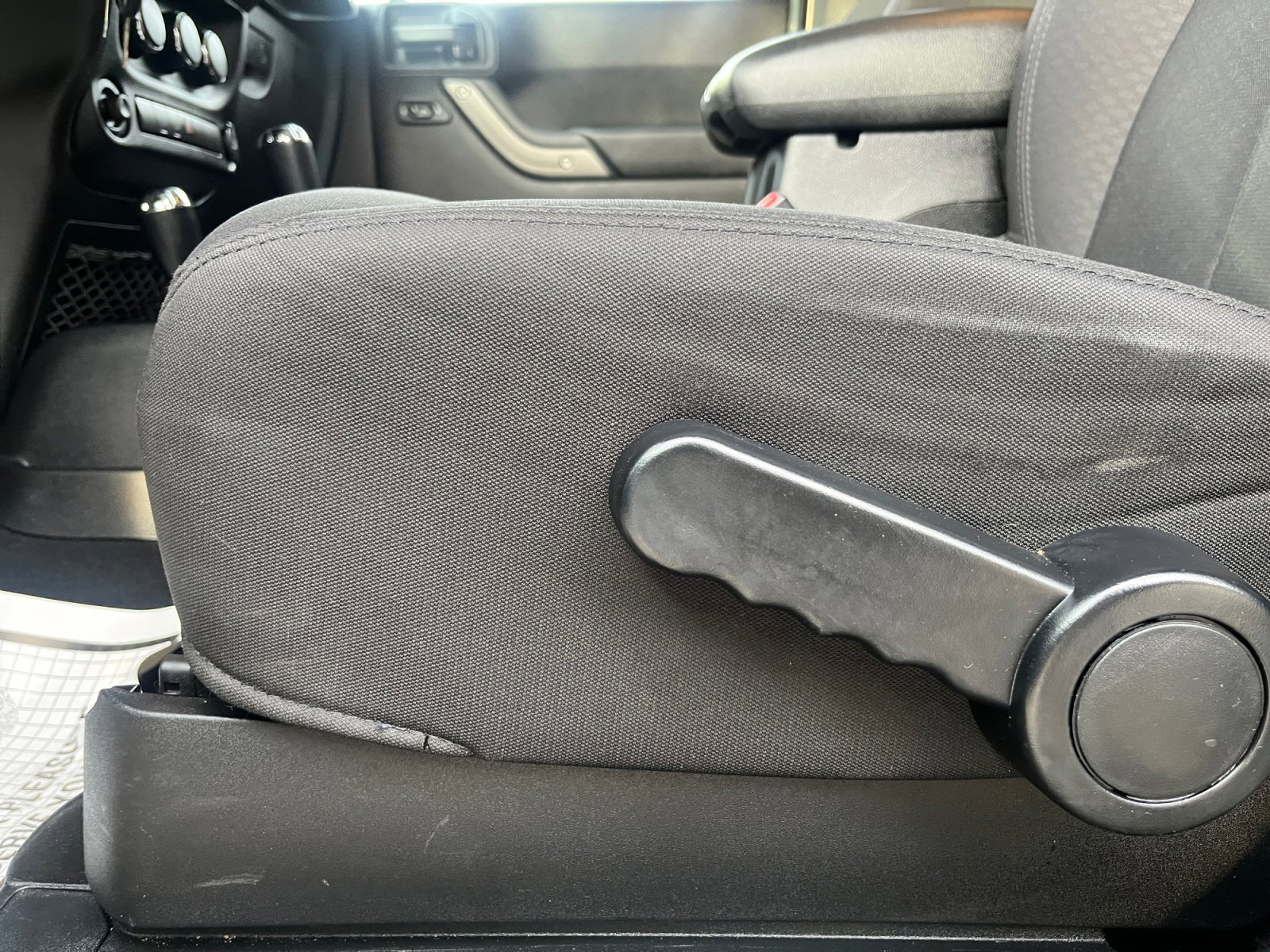 Used 2015 Jeep Wrangler Sport w/ Quick Order Package 24S image 14