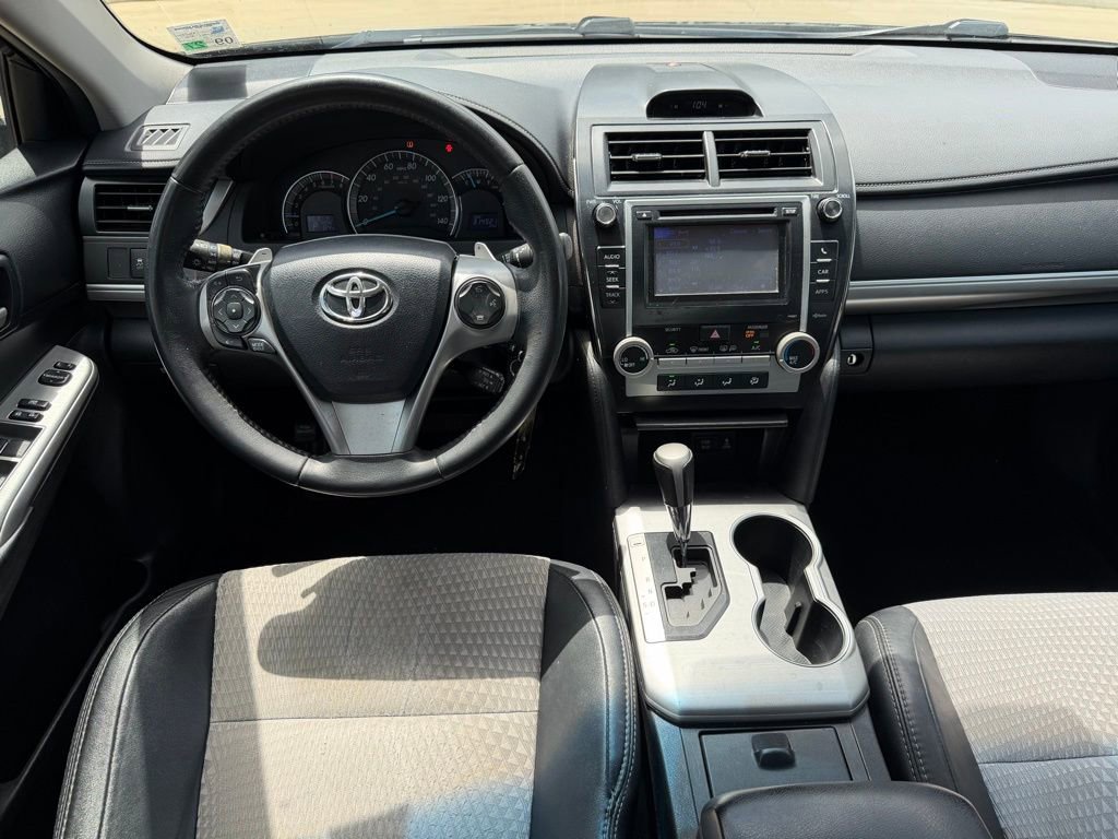 Used 2012 Toyota Camry SE image 15