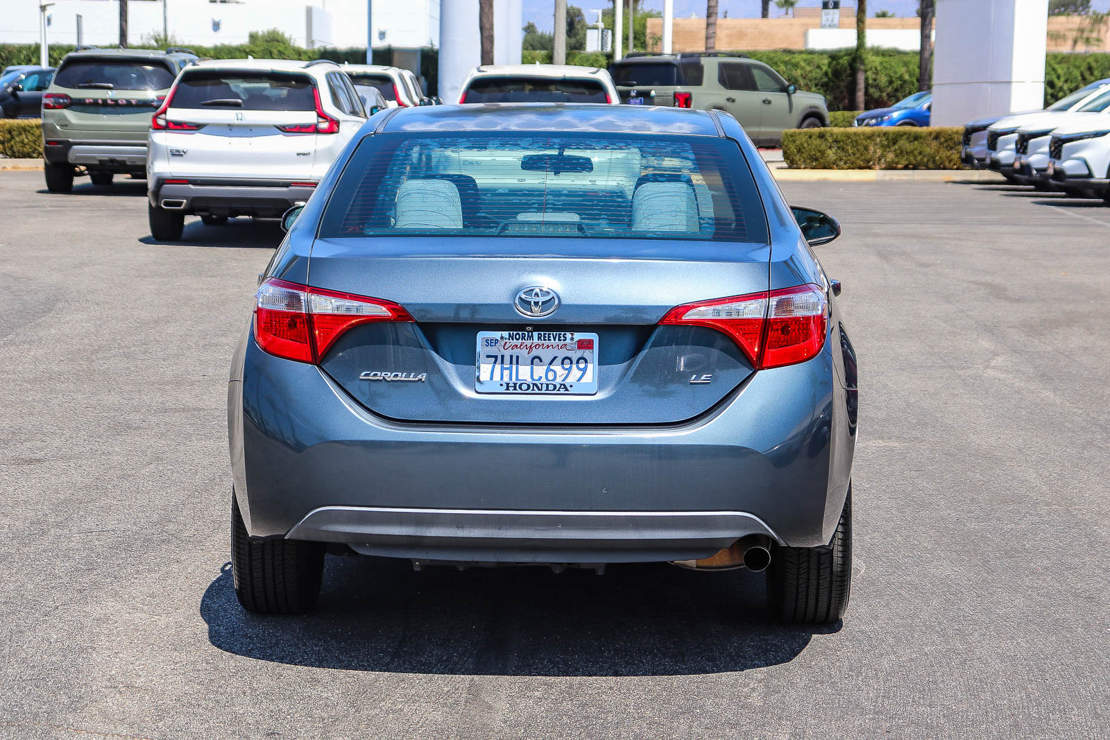 Used 2015 Toyota Corolla LE FWD image 12