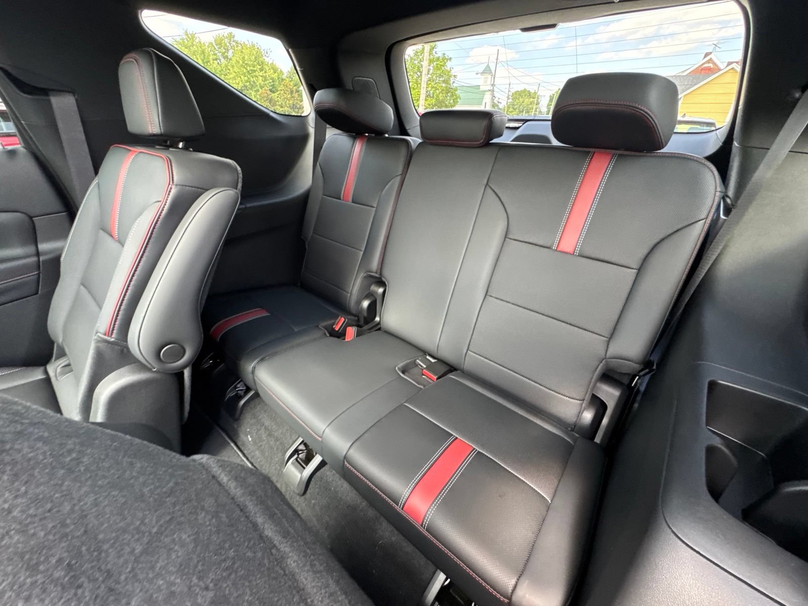 New 2027 Chevrolet Traverse RS AWD/4WD image 27