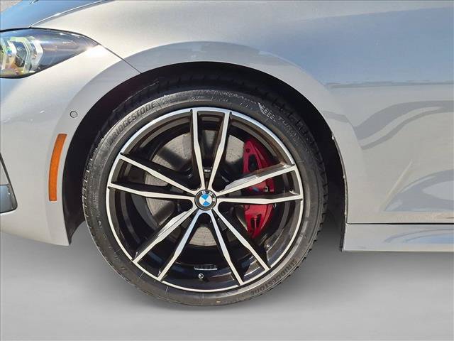 Certified 2024 BMW 330i Sedan w/ M Sport Package RWD image 23