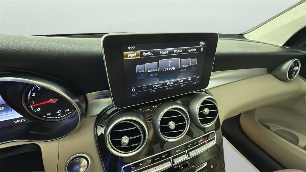 Used 2017 Mercedes-Benz GLC 300 4MATIC image 20