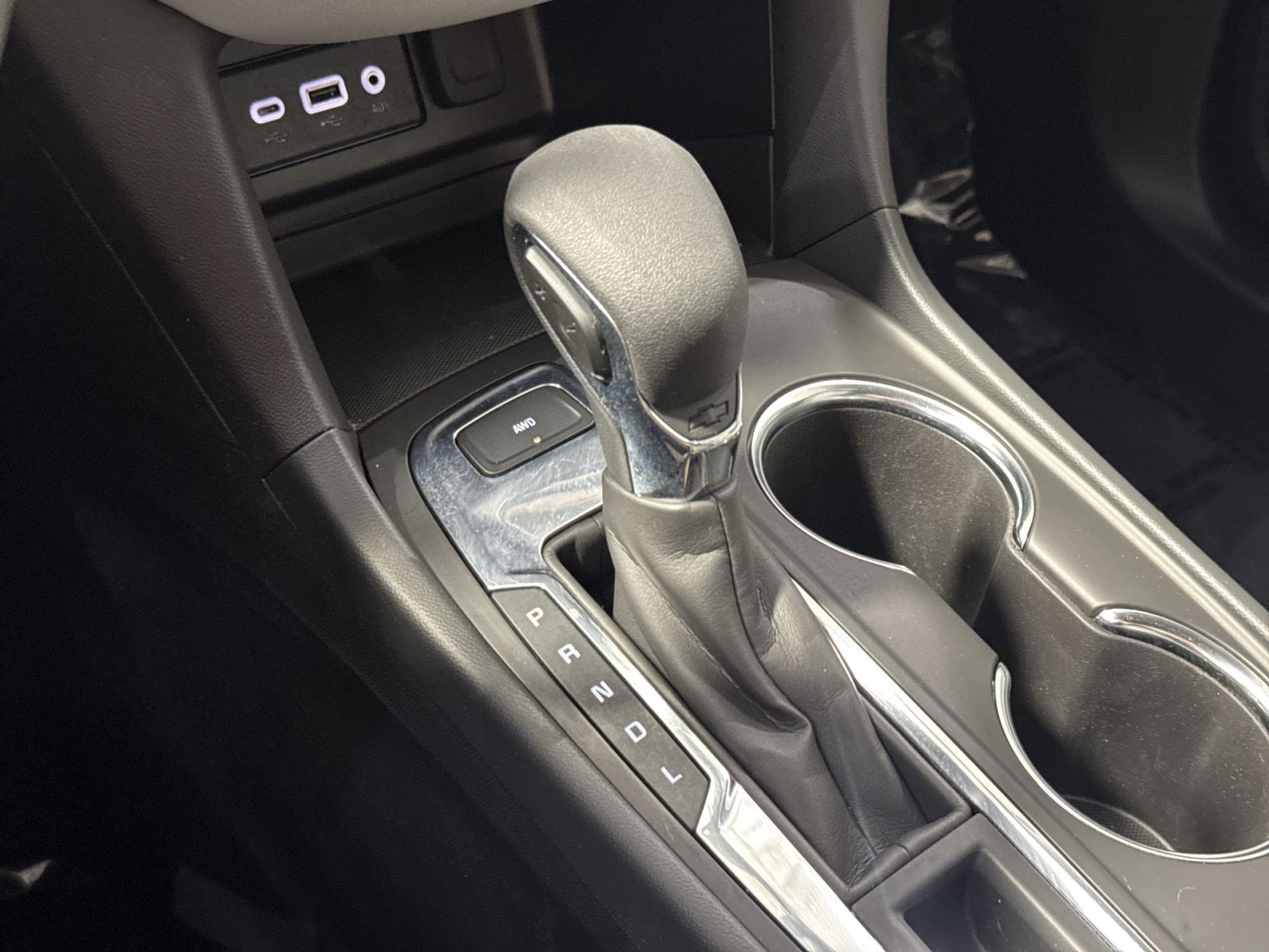 Used 2024 Chevrolet Equinox LS w/ LS Convenience Package AWD/4WD image 23