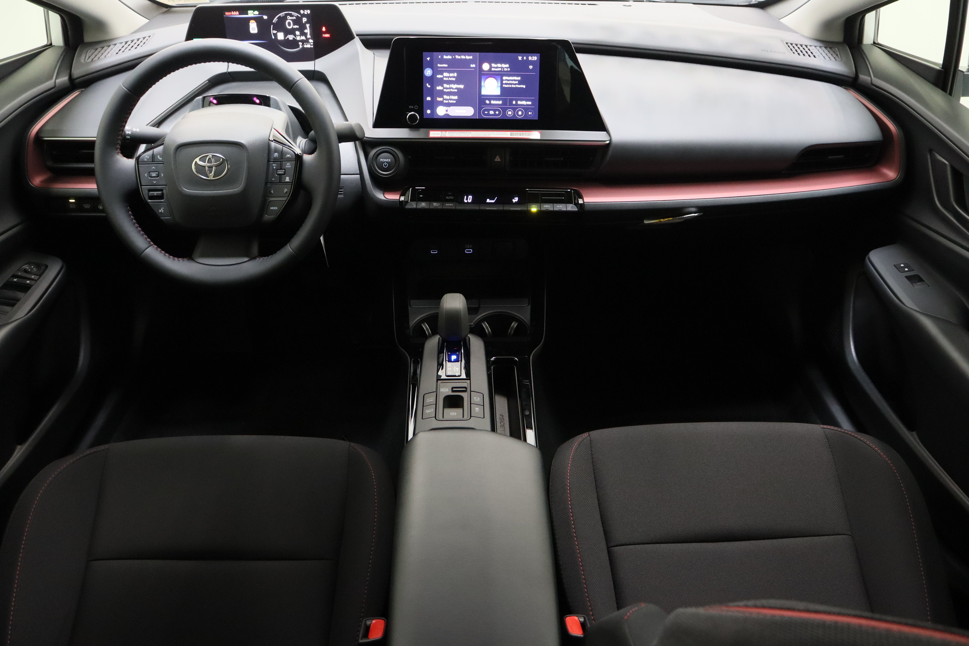 Certified 2026 Toyota Prius Plug-In Hybrid FWD image 27