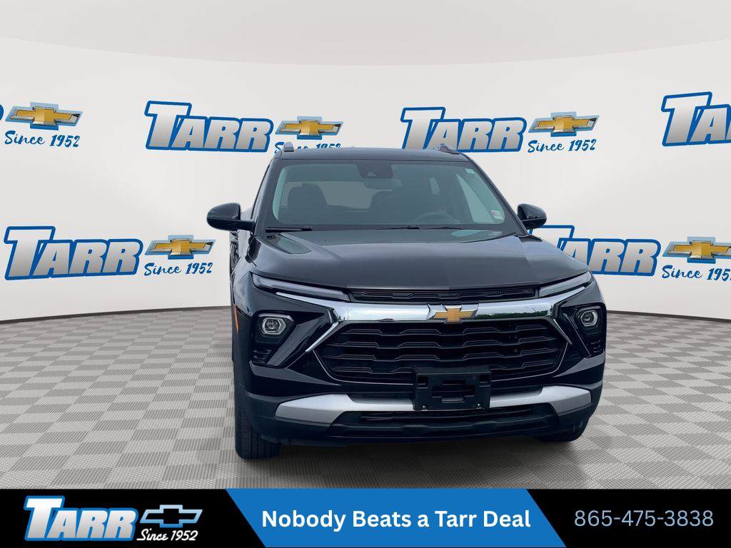 Used 2025 Chevrolet TrailBlazer LT AWD/4WD image 3