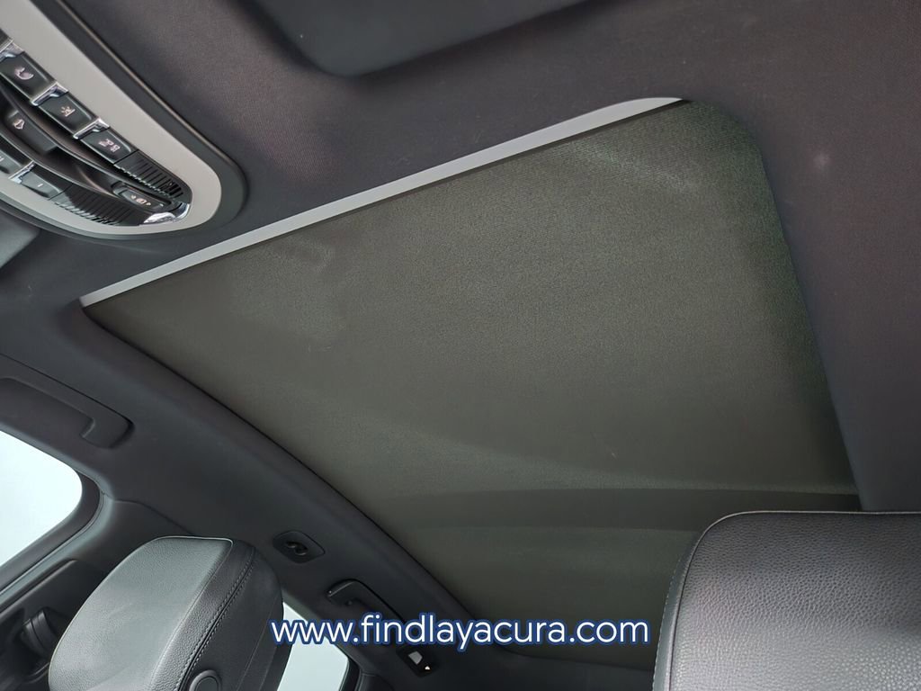 Used 2017 Porsche Macan AWD/4WD image 12