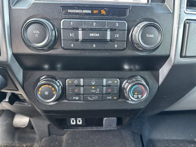 Used 2019 Ford F150 XLT w/ Equipment Group 302A Luxury AWD/4WD image 20