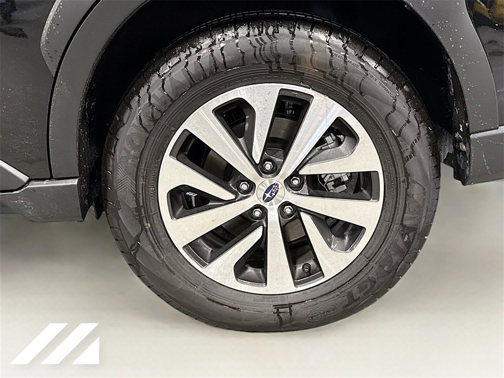 Certified 2025 Subaru Outback Premium image 33