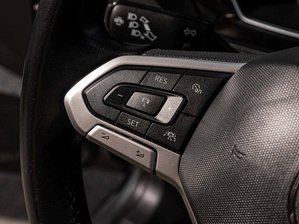 Used 2022 Volkswagen Jetta SEL image 21