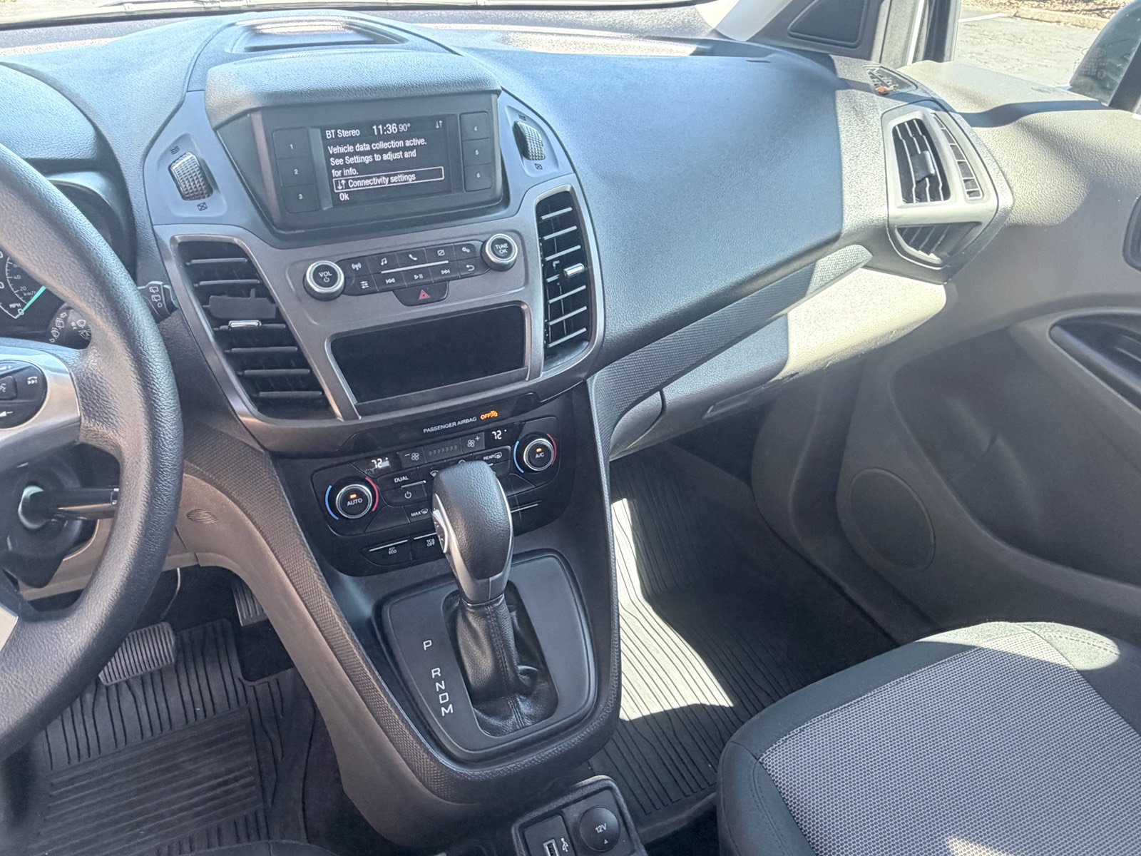Used 2022 Ford Transit Connect XL FWD image 12