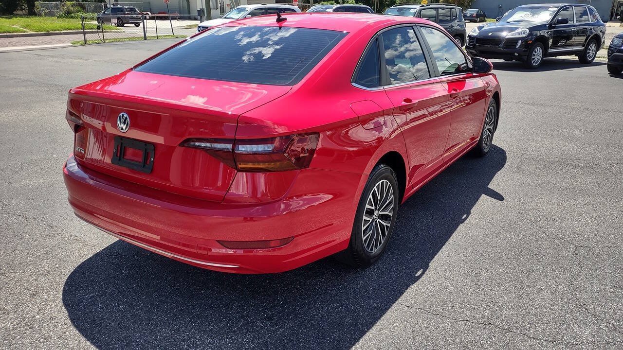 Used 2019 Volkswagen Jetta SE FWD image 4