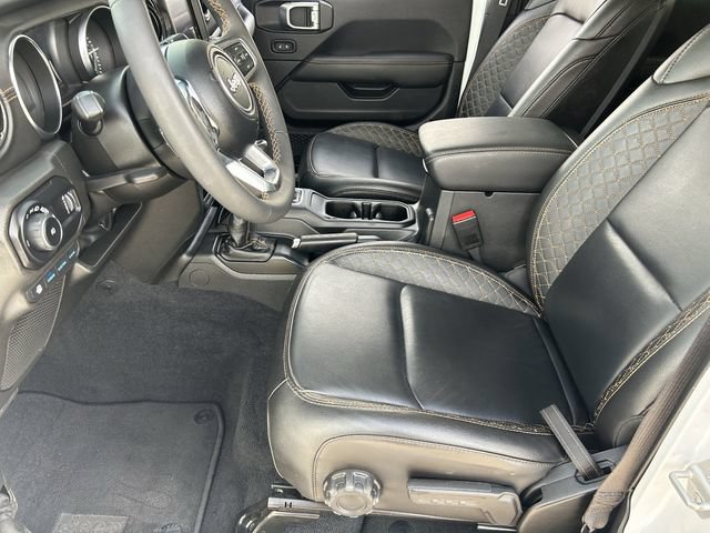 Used 2023 Jeep Wrangler Unlimited Sahara AWD/4WD image 19