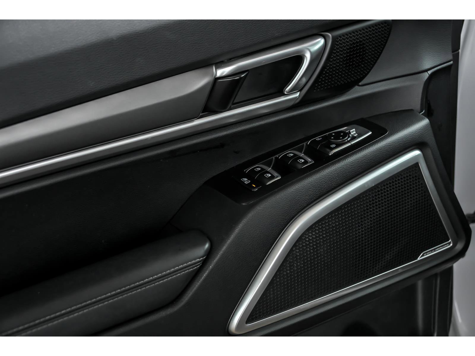 Used 2022 Kia Telluride S image 9