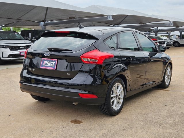 Used 2018 Ford Focus SE FWD image 5