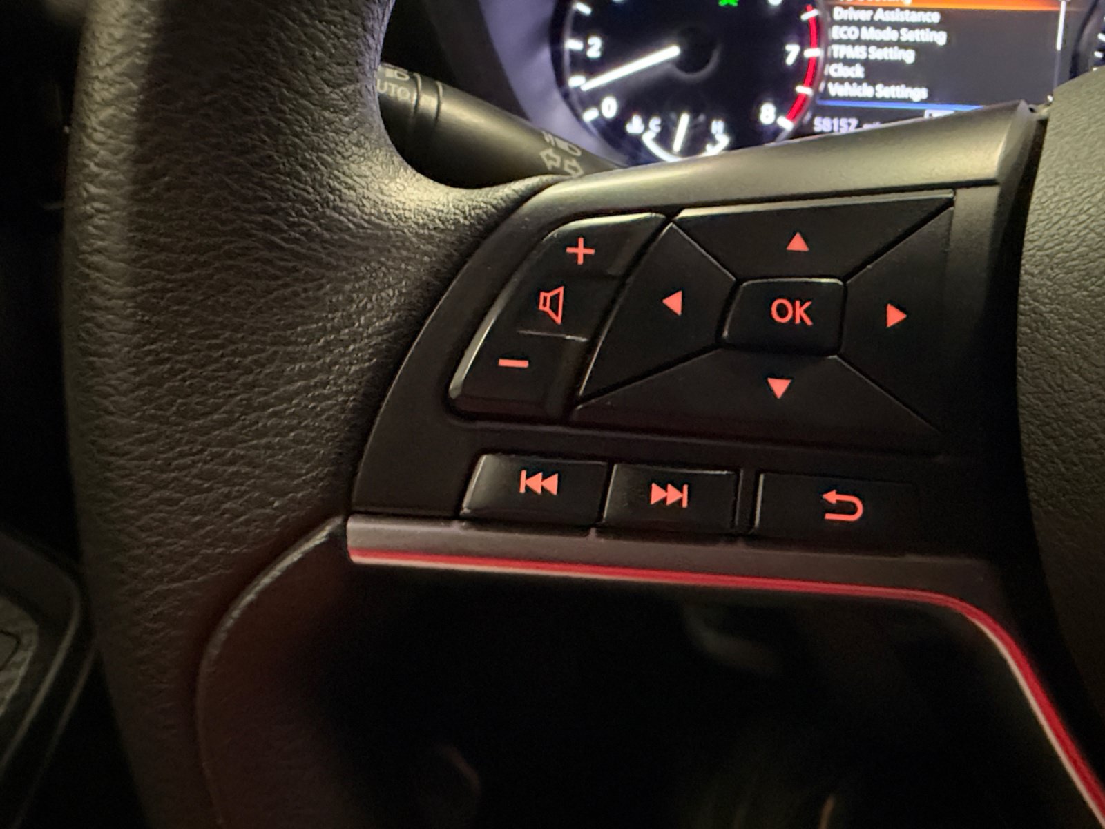 Used 2024 Nissan Sentra SV w/ Trunk Package FWD image 18