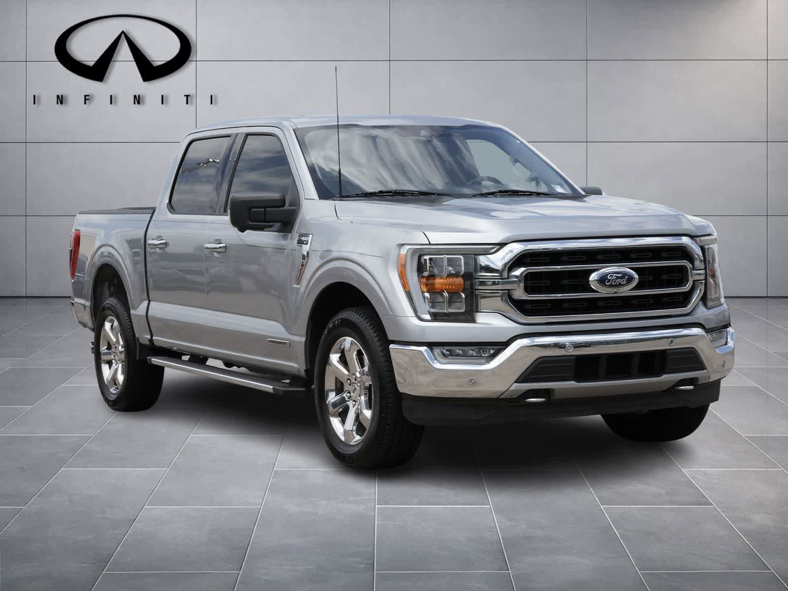 Used 2021 Ford F150 XLT w/ Equipment Group 302A High AWD/4WD image 3