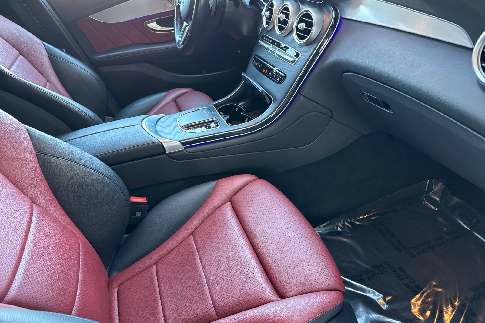 Certified 2023 Mercedes-Benz GLC 300 4MATIC Coupe image 28