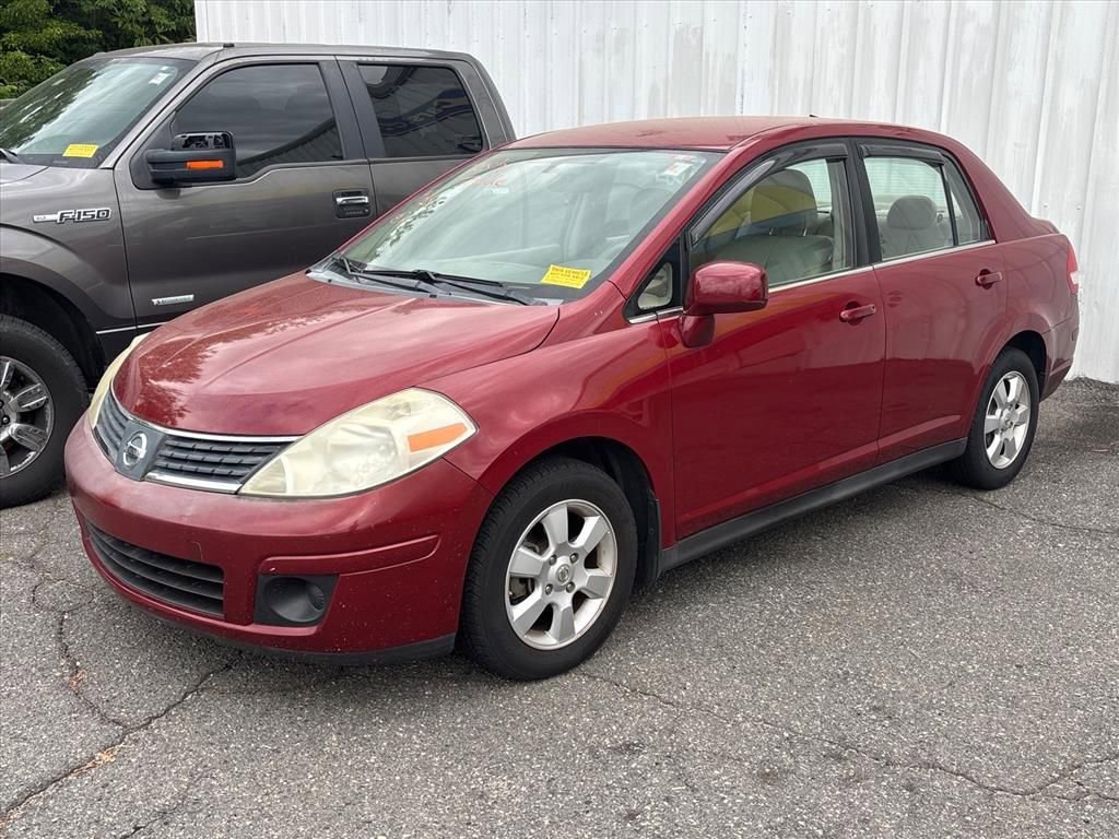 Used 2007 Nissan Versa Sedan FWD image 2