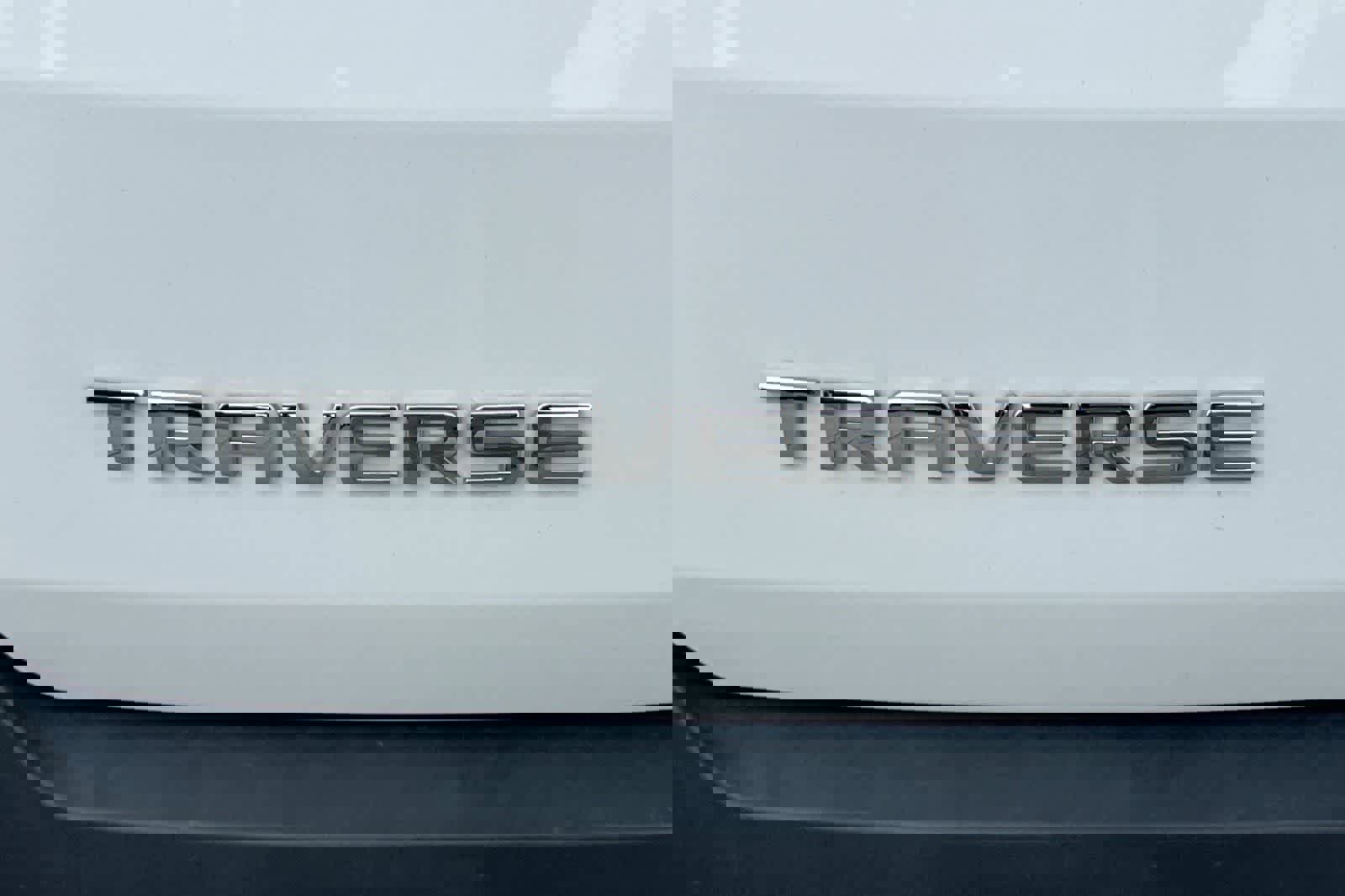 Used 2018 Chevrolet Traverse LS image 13