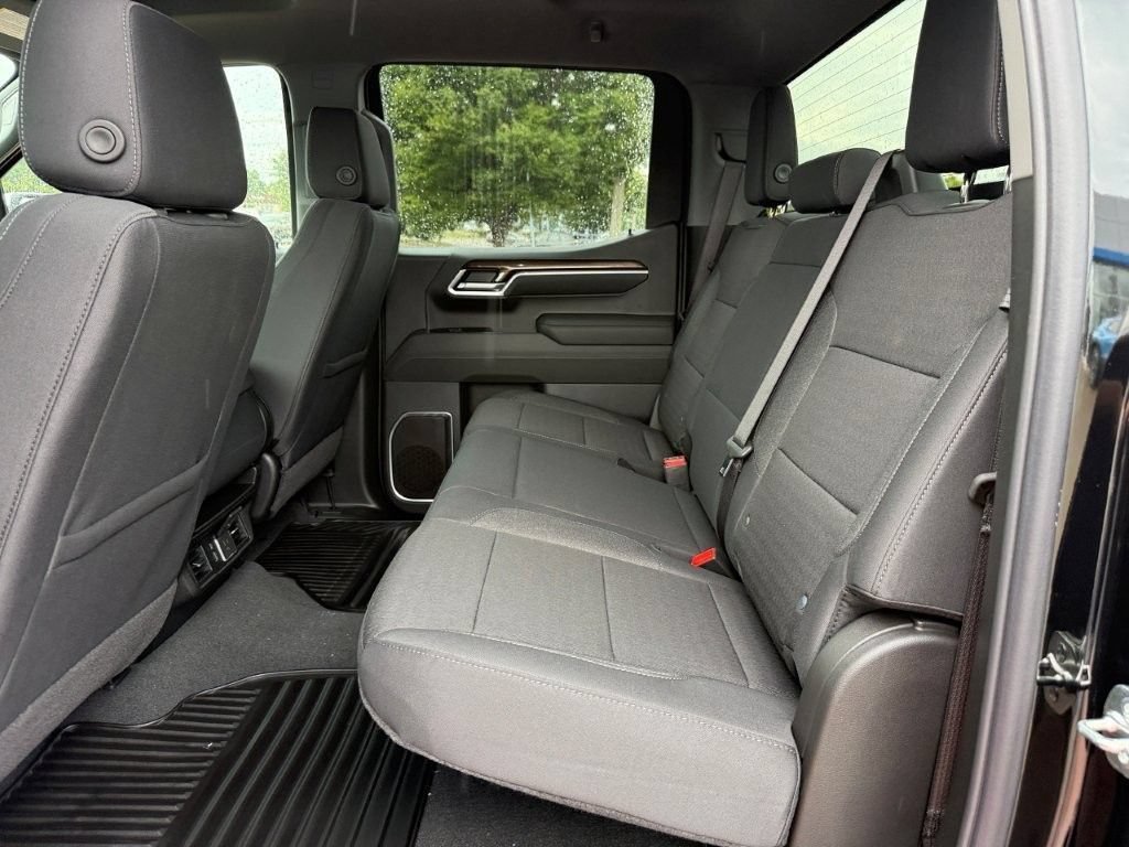 New 2026 Chevrolet Silverado 1500 LT AWD/4WD image 11