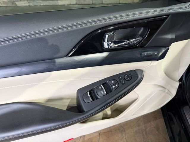 Used 2022 Nissan Maxima Platinum w/ Sport Mat Group FWD image 13