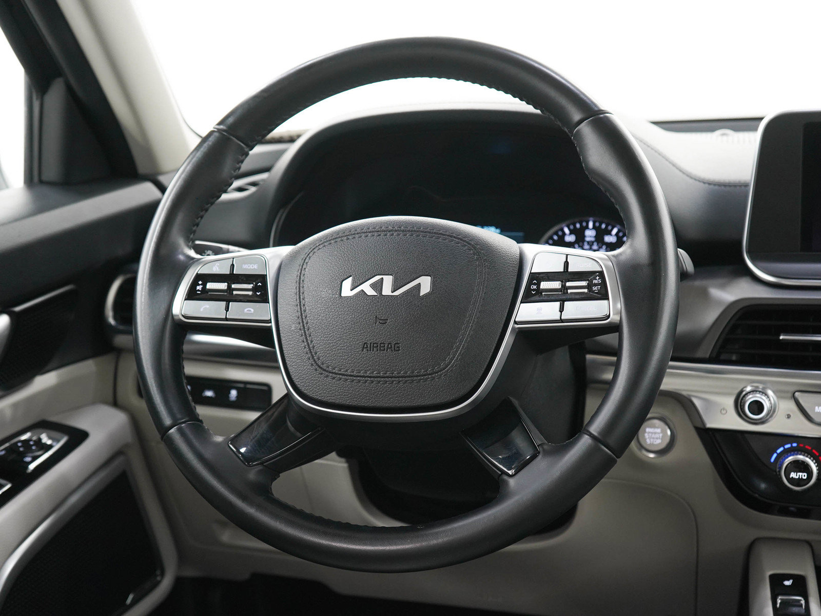 Used 2022 Kia Telluride S AWD/4WD image 17
