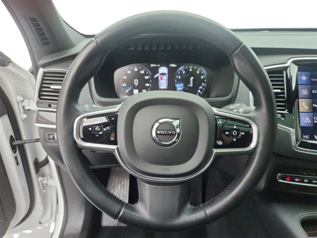 Used 2017 Volvo XC90 T6 Momentum w/ Vision Package image 15