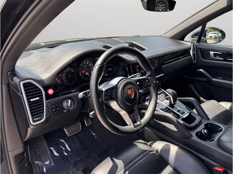 Used 2019 Porsche Cayenne S AWD/4WD image 6