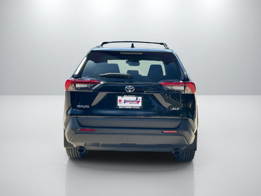 Used 2024 Toyota RAV4 XLE Premium FWD image 6