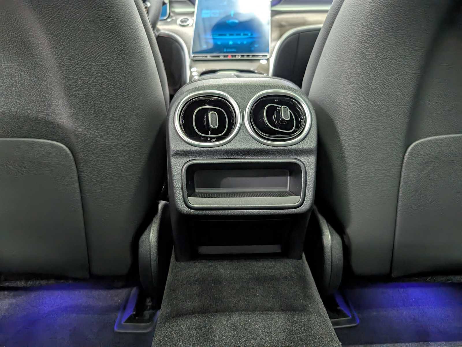 New 2025 Mercedes-Benz C 300 4MATIC Sedan image 20