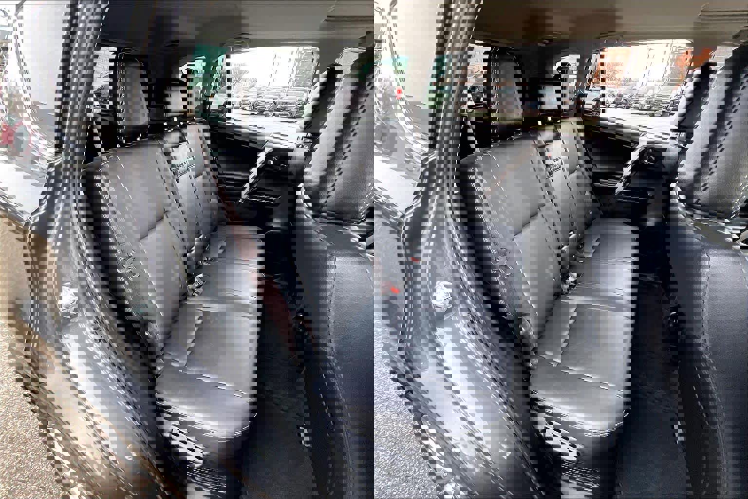 Used 2018 Toyota RAV4 Limited image 19