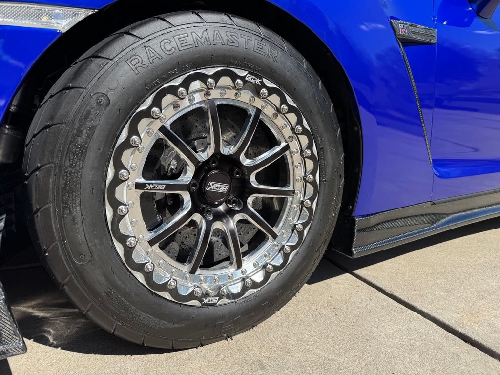 Used 2014 Nissan GT-R Black Edition AWD/4WD image 10