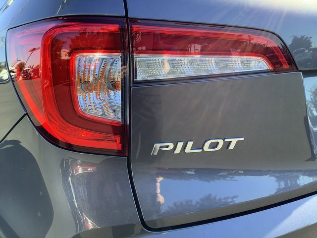 Used 2021 Honda Pilot Touring image 47